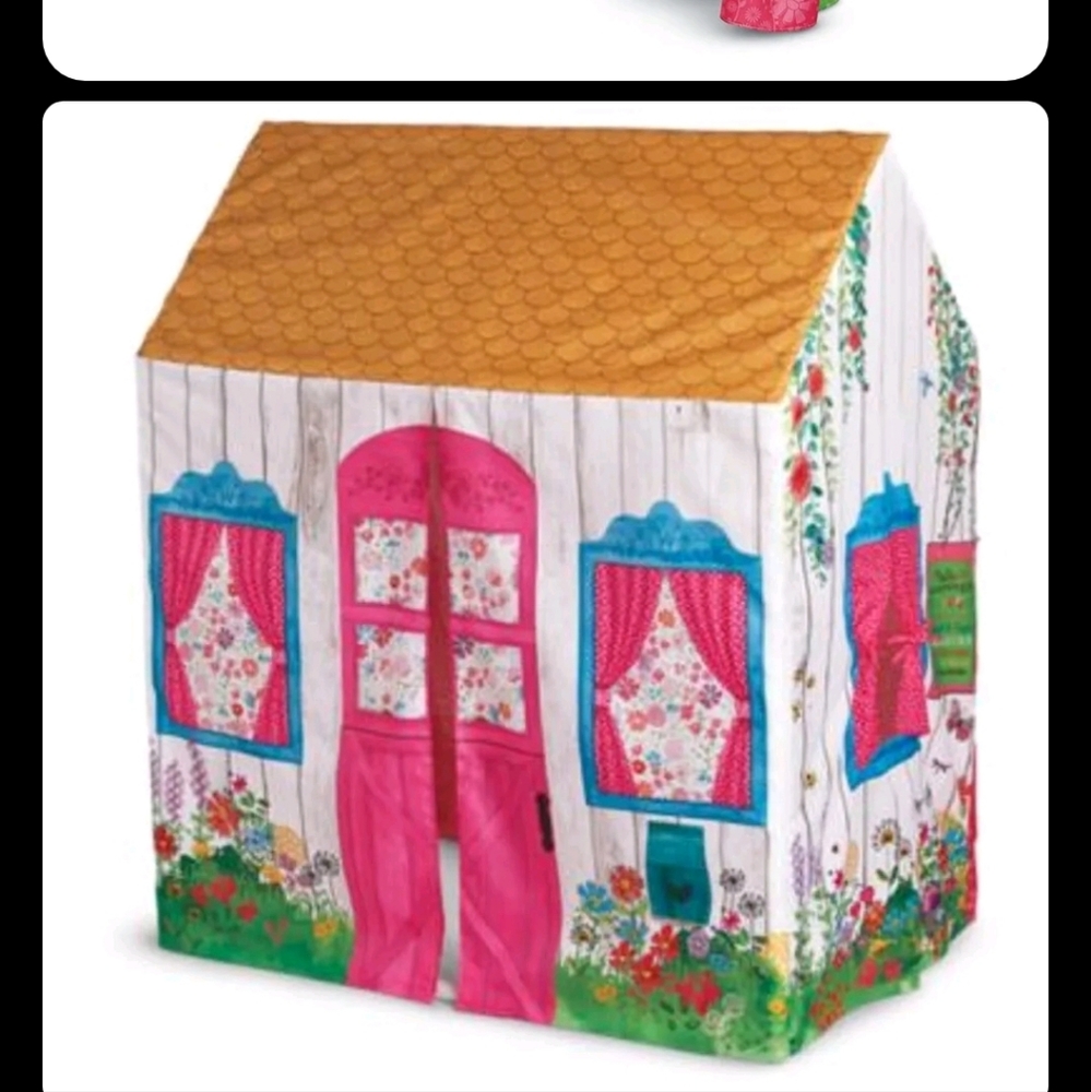 AG/ Wellie Wisher Magic Theater Play tent